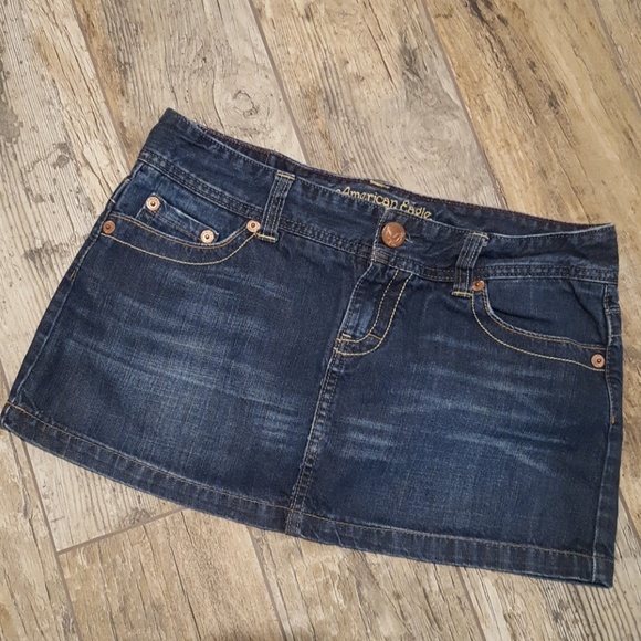 American Eagle Outfitters Dresses & Skirts - American Eagle distressed mini skirt